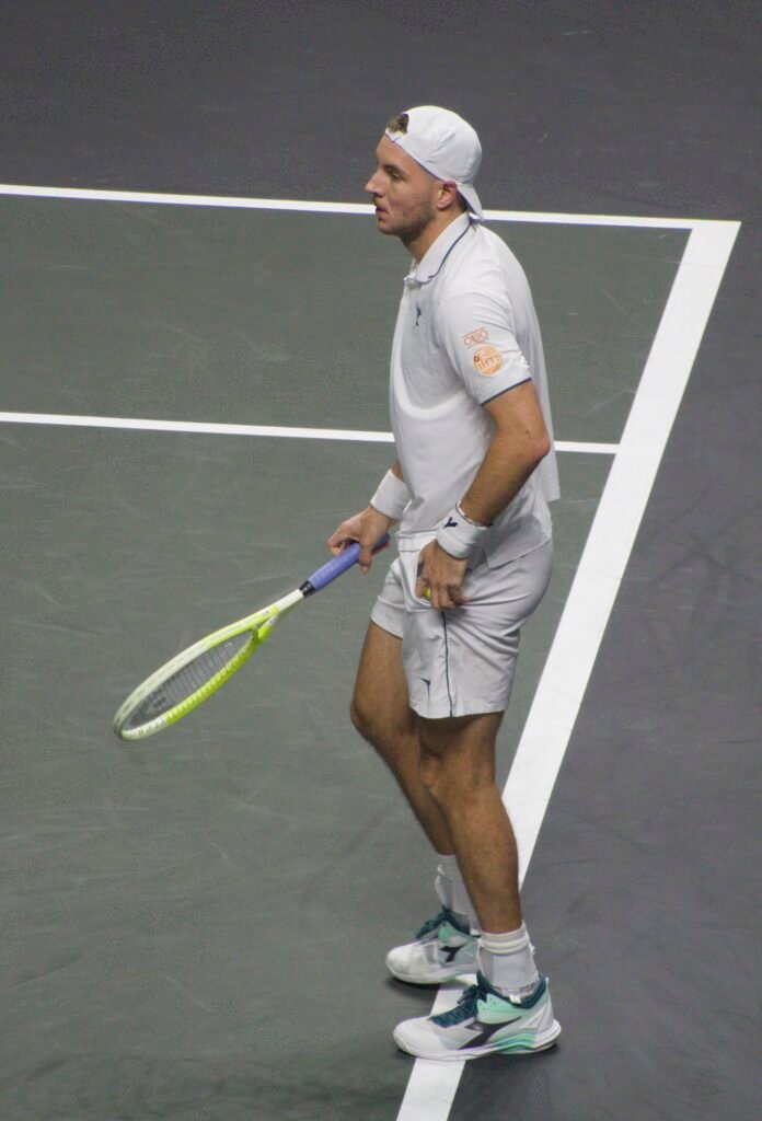 Jan-Lennard Struff on court during his Round of 16 match against Alexander Bublik at the ABN AMRO Open in Rotterdam 2026.