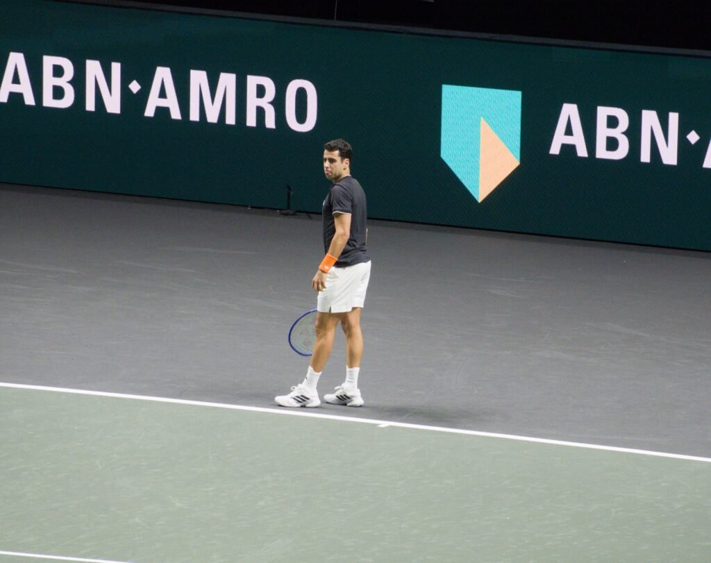 Jaume Munar prepares to serve during his first-round match against Nicolai Budkov Kjaer at the Rotterdam ATP 500 2026