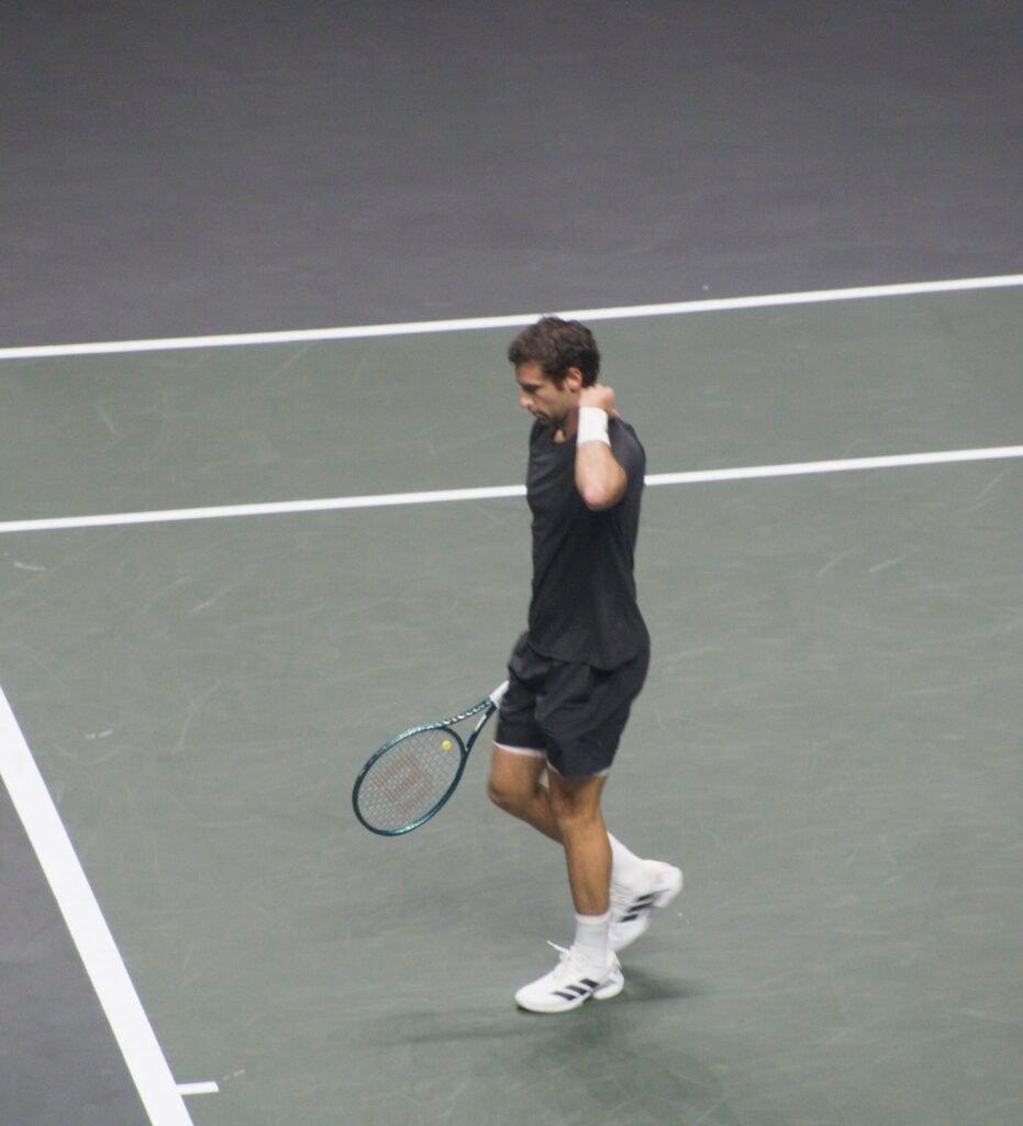 Quentin Halys on court during his match against Tallon Griekspoor at Rotterdam 2026.