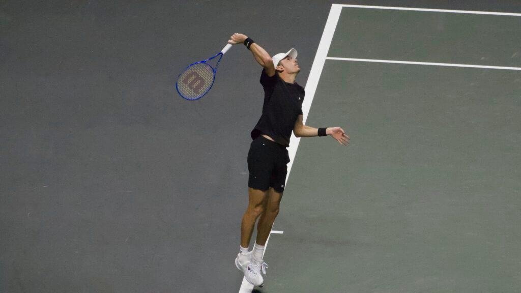 Alex de Minaur serves during his quarter-final against home favourite Botic van de Zandschulp at the ABN AMRO Open Rotterdam 2026.