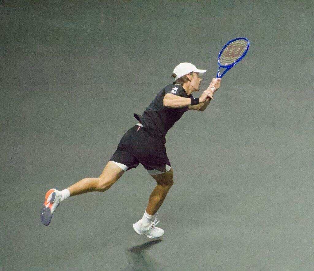 Alex de Minaur hits a backhand during his 6-4, 6-3 semi-final win over Ugo Humbert at the ABN AMRO Open Rotterdam 2026.