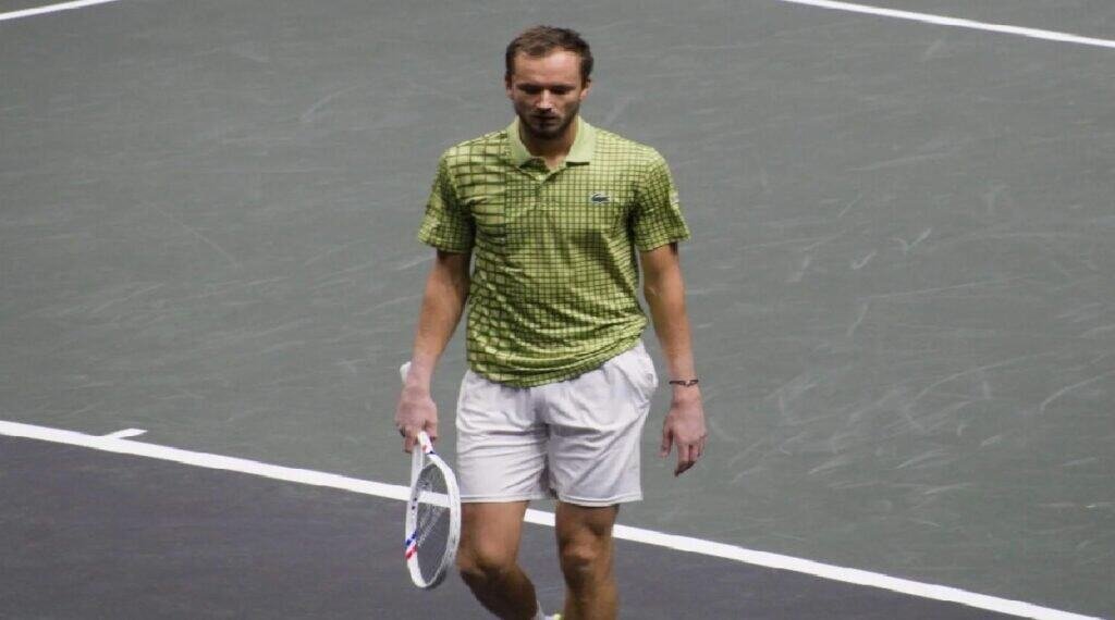 Daniil Medvedev on the tennis court