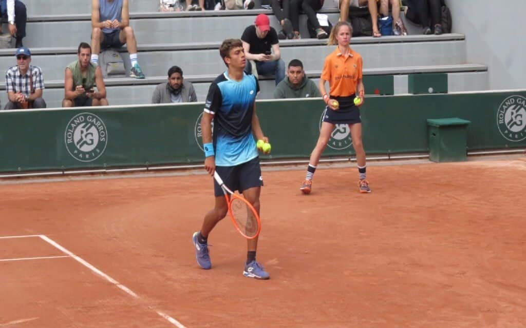 Flavio Cobolli on court at Roland Garros